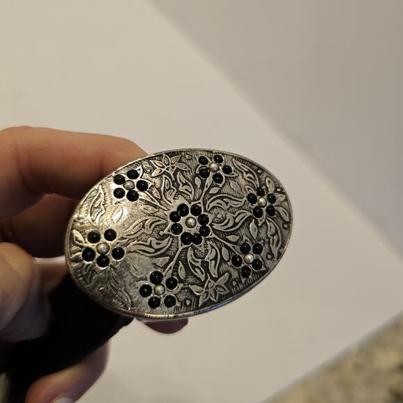 Black Leather Belt with Silver Buckle - Picture 3 of 8